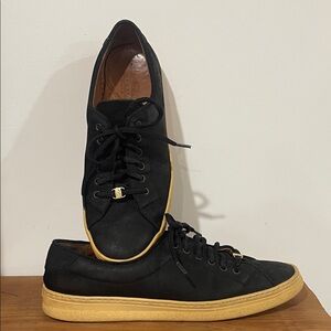 🦁”VINTAGE” SALVATORE FERRAGAMO SPORT LOW-TOP BLACK LEATHER SIZE 7